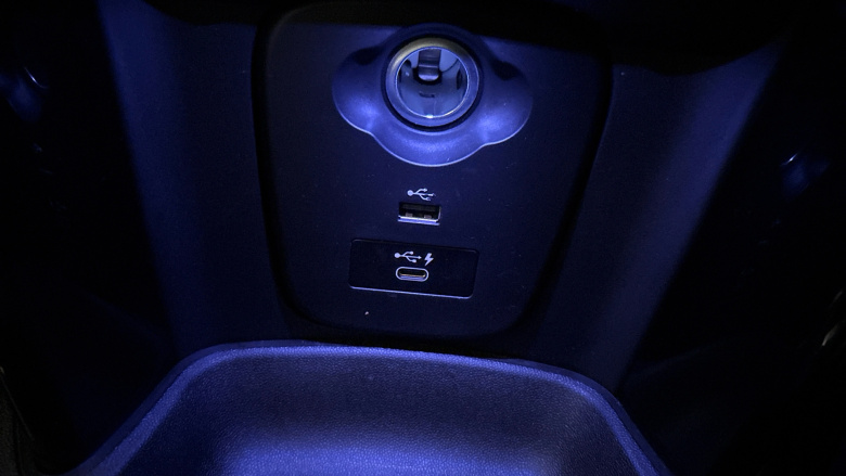 MINI Hatchback 135kW Cooper S Shadow Edition 33kWh 3dr Auto Electric Hatchback